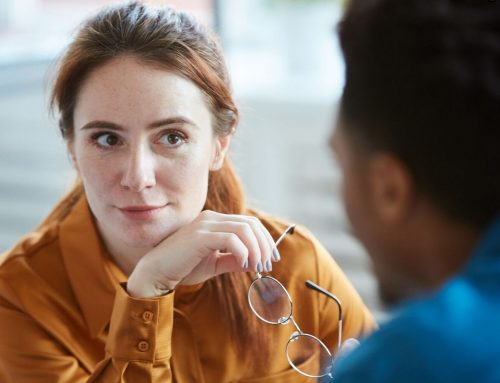 Wenn dein Ex nach emotionalem Missbrauch mit dir befreundet bleiben will – was steckt dahinter?